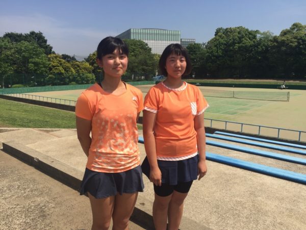 女子　中学　テニス 